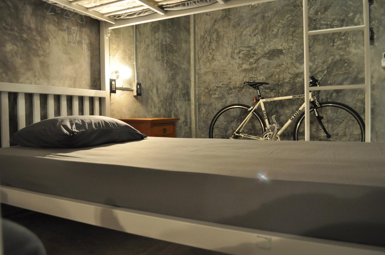 Nexchange Hostel Bangkok Exteriör bild