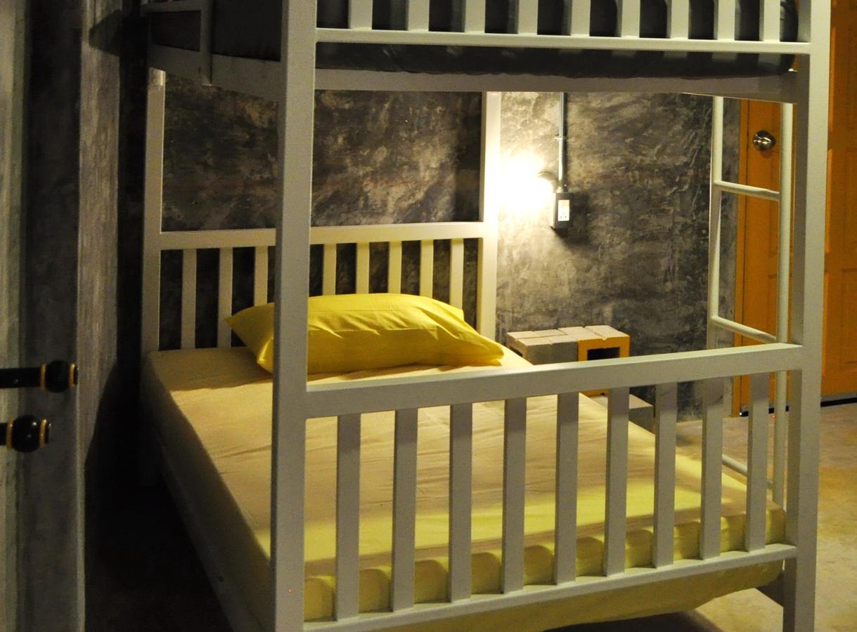 Nexchange Hostel Bangkok Exteriör bild
