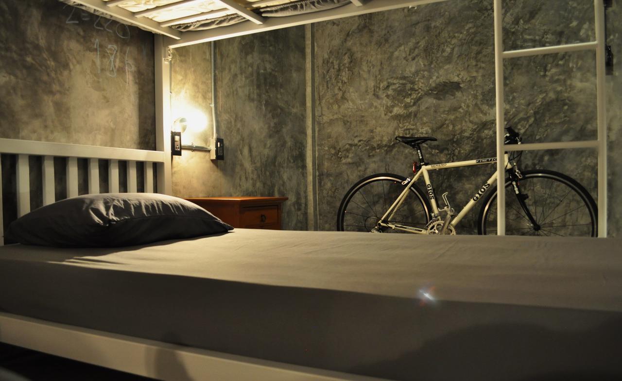 Nexchange Hostel Bangkok Exteriör bild